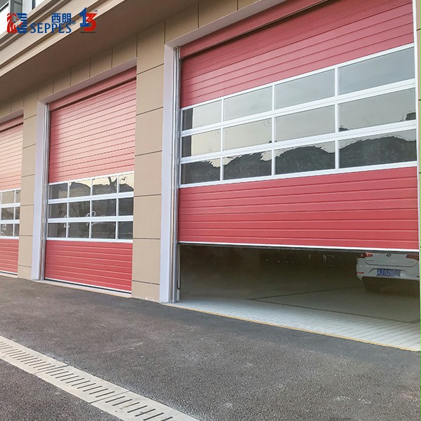 订制红色门板通排视窗 订制红色门板通排视窗