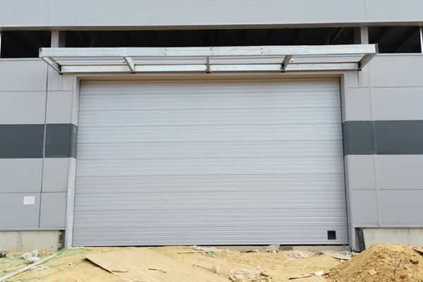 工业提升门厂家