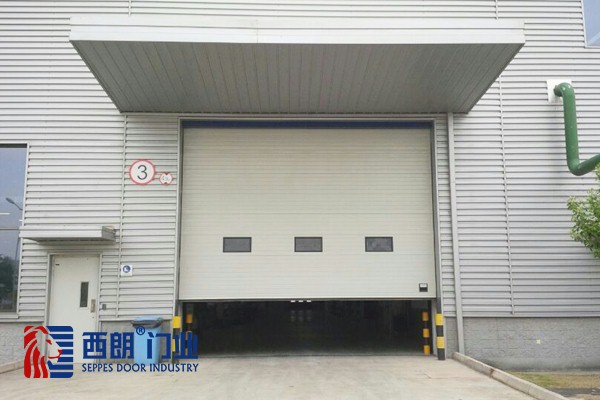 西朗工业提升门