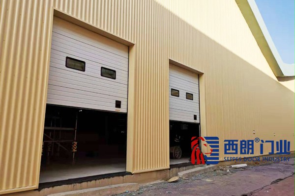 西朗工业提升门