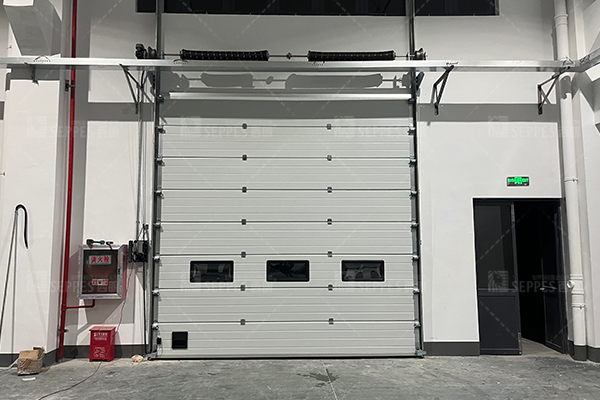 厂房外部大门提升门 厂房外部大门提升门