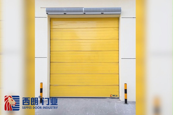 抗风提升门