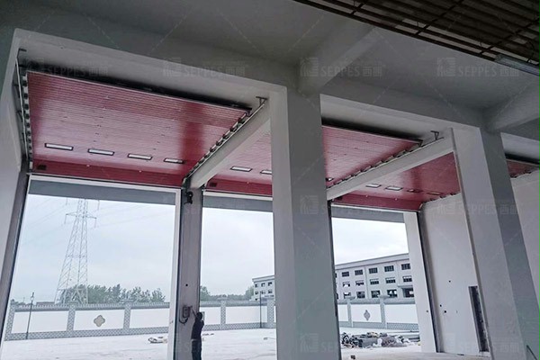 工业提升门